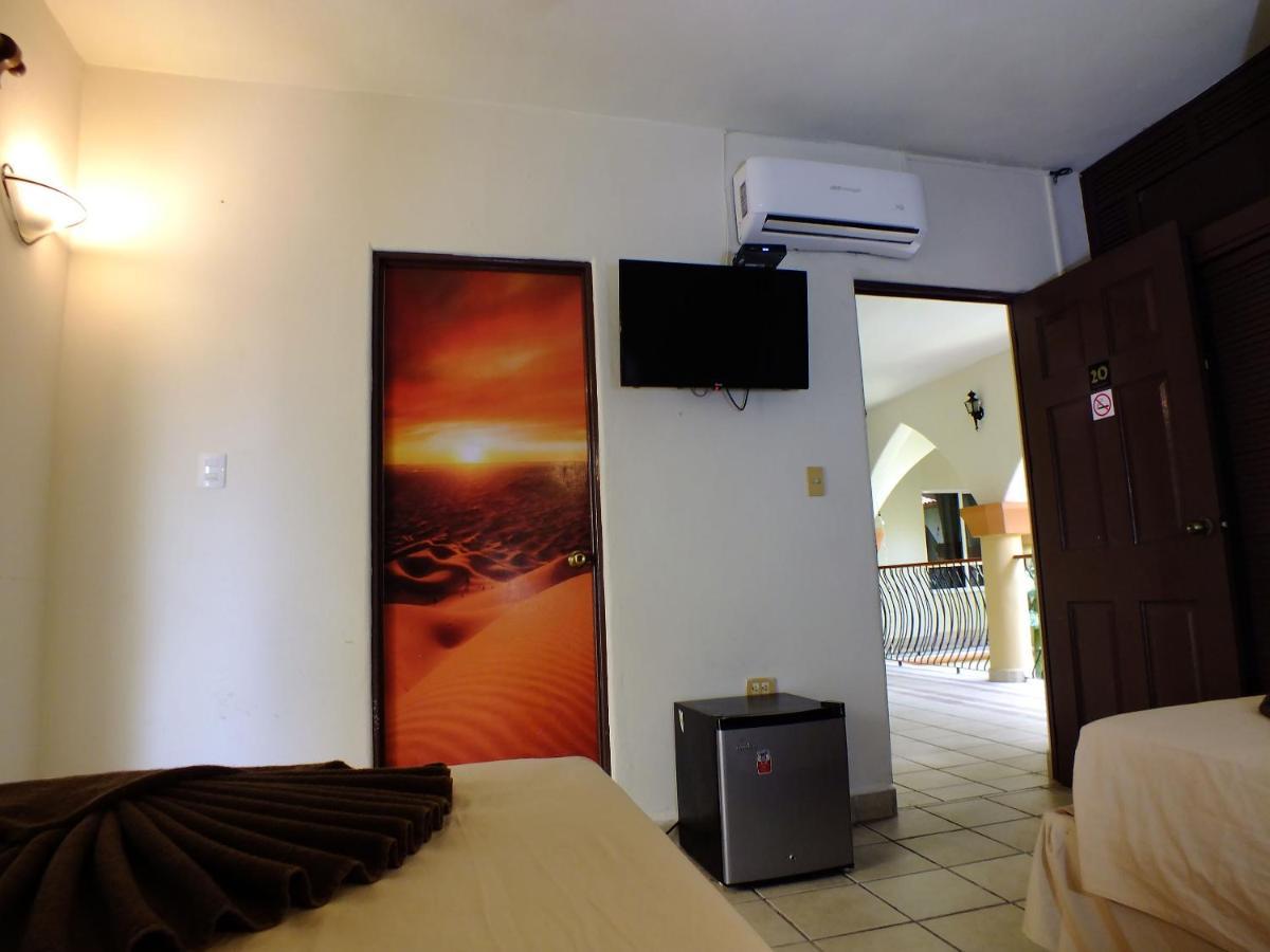 Hotel Gran SAHARA Playa del Carmen Exterior foto