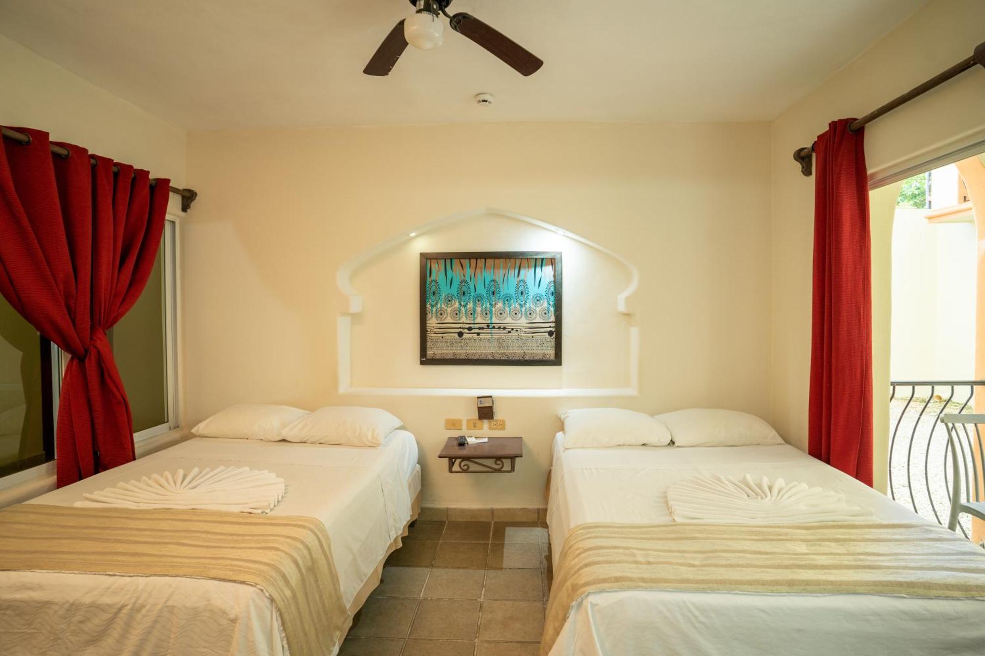 Hotel Gran SAHARA Playa del Carmen Exterior foto