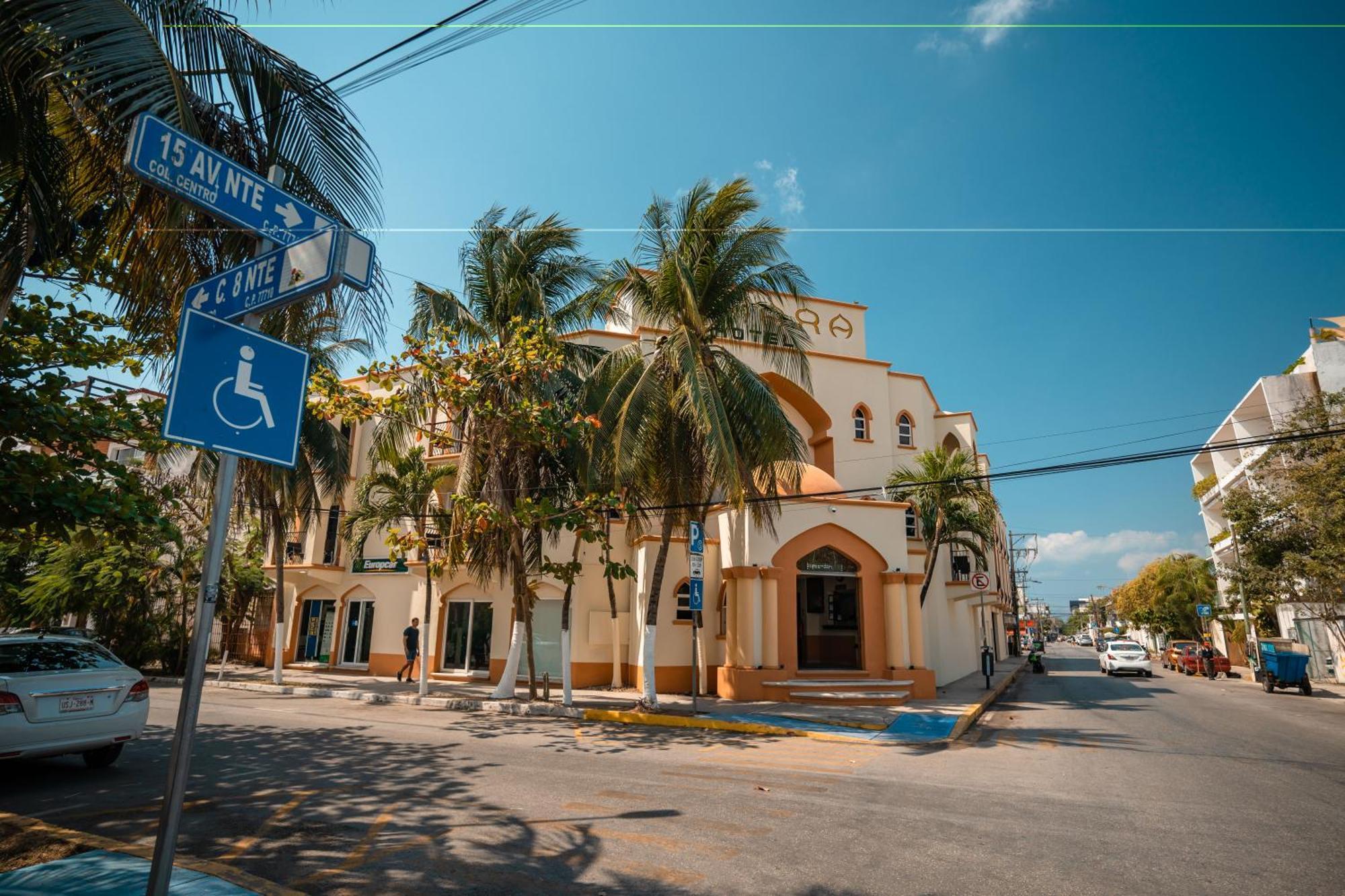 Hotel Gran SAHARA Playa del Carmen Exterior foto